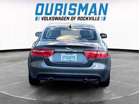 Used 2018 Jaguar XE Premium AWD/4WD image 5