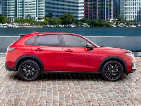 New 2026 Honda HR-V Sport image 4