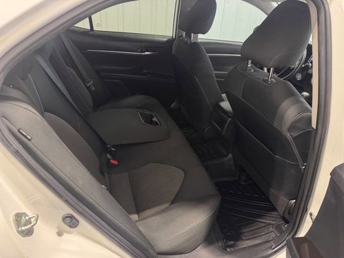 Used 2021 Toyota Camry LE image 20