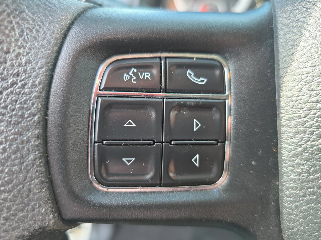 Used 2019 RAM 1500 Classic SLT AWD/4WD image 26