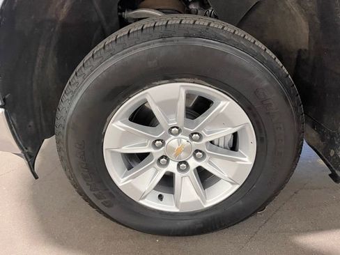 Used 2025 Chevrolet Silverado 1500 LT image 28