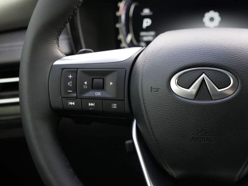 Used 2025 INFINITI QX60 Luxe w/ Cargo Package image 10