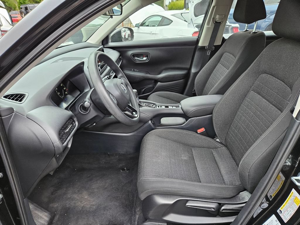 Used 2024 Honda HR-V LX image 17