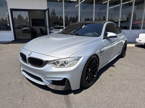 Used 2015 BMW M4 Coupe RWD image 1