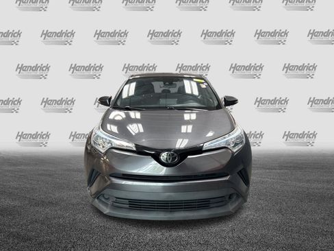 Used 2019 Toyota C-HR LE FWD image 3