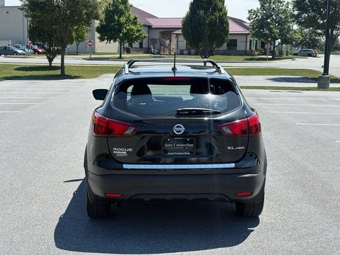 Used 2017 Nissan Rogue Sport SL w/ SL Premium Package AWD/4WD image 8