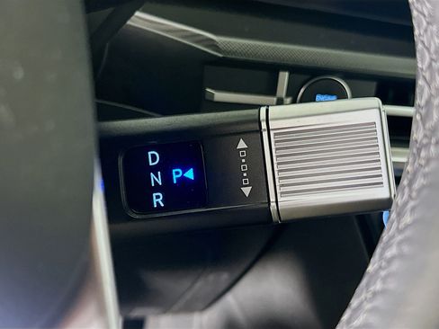 Used 2025 Hyundai Santa Fe SEL image 24