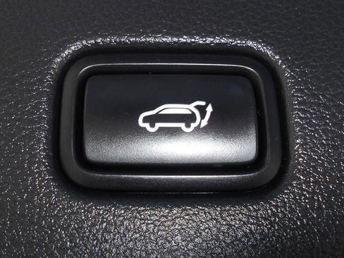 Used 2023 Hyundai Palisade Limited w/ Cargo Package image 21