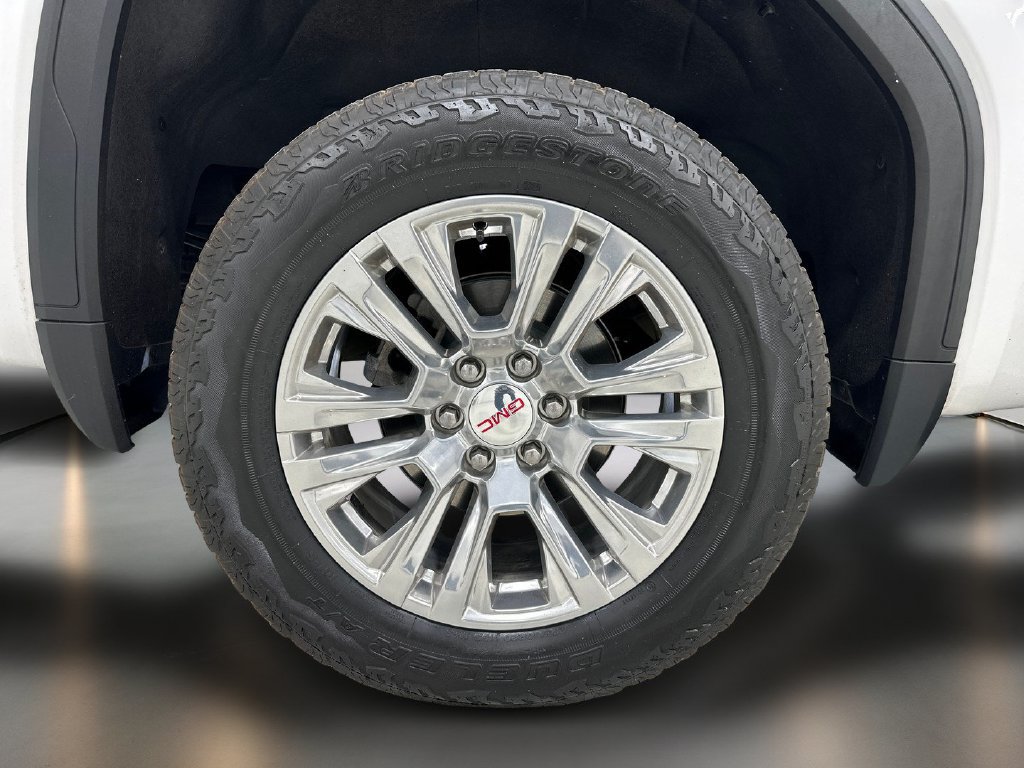 Used 2025 GMC Sierra 1500 Denali w/ Technology Package AWD/4WD image 10