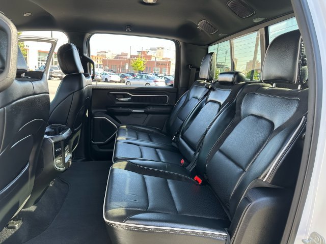 Used 2025 RAM 1500 Laramie AWD/4WD image 31