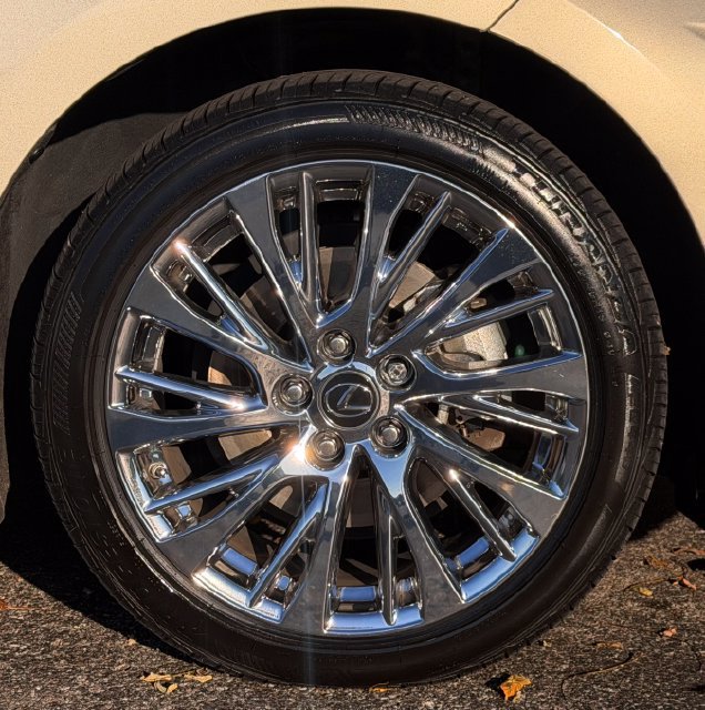 Certified 2021 Lexus ES 350 w/ Premium Package FWD image 17
