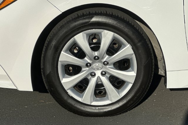 Used 2023 Toyota Corolla LE FWD image 29