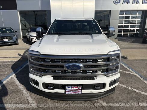 Certified 2024 Ford F350 Platinum image 2