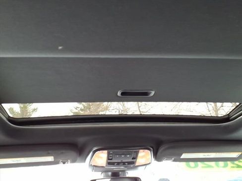 Used 2020 Jeep Grand Cherokee Altitude image 14