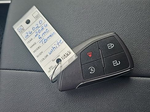 New 2026 GMC Terrain Elevation image 26