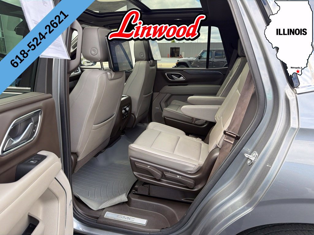 Used 2021 GMC Yukon SLT w/ SLT Premium Package AWD/4WD image 11