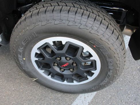 New 2026 Toyota 4Runner 4WD image 58