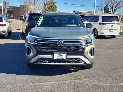 New 2026 Volkswagen Atlas Peak Edition AWD/4WD image 3