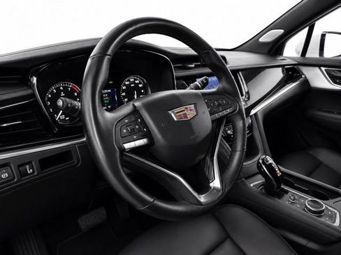 Used 2023 Cadillac XT6 Premium Luxury AWD/4WD image 18
