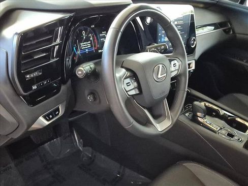 Used 2025 Lexus RX 350 FWD w/ Accessory Package (K3) image 9