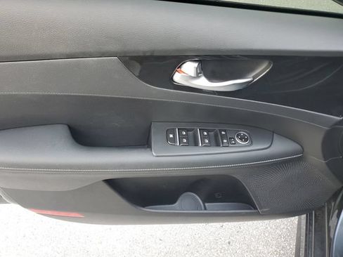 Certified 2024 Kia Forte GT-Line FWD image 16