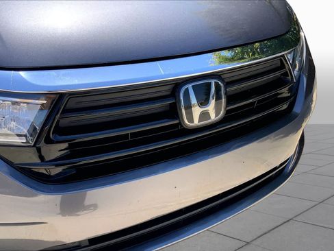 Used 2024 Honda Odyssey Touring image 32