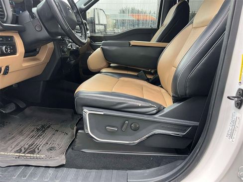 Used 2023 Ford F250 Lariat w/ Tremor Off-Road Package image 26