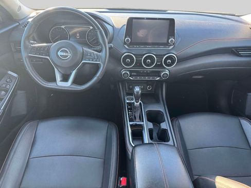 Used 2025 Nissan Sentra SR w/ SR Premium Package image 12