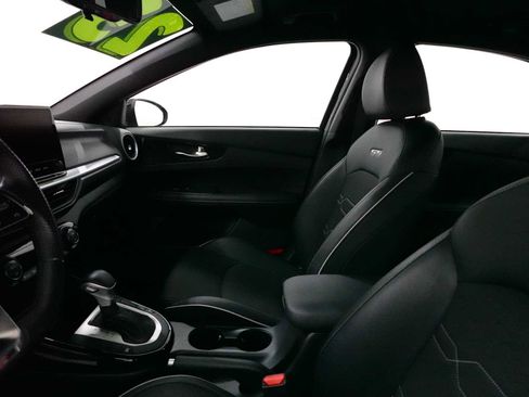 Used 2023 Kia Forte GT-Line image 13