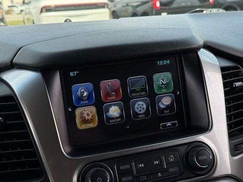 Used 2018 Chevrolet Tahoe Premier AWD/4WD image 26
