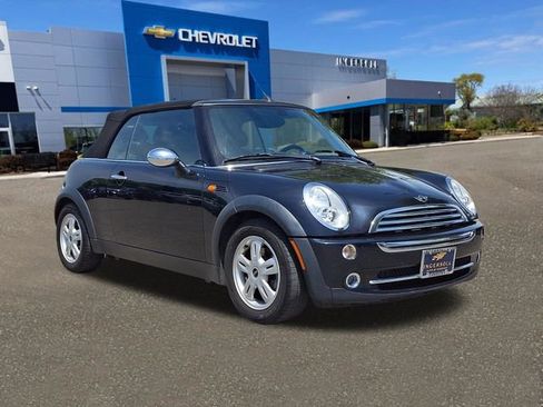 Used 2007 MINI Cooper Convertible FWD image 32