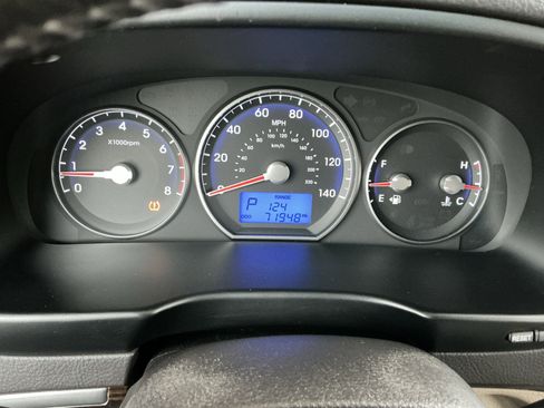 Used 2012 Hyundai Santa Fe Limited image 8