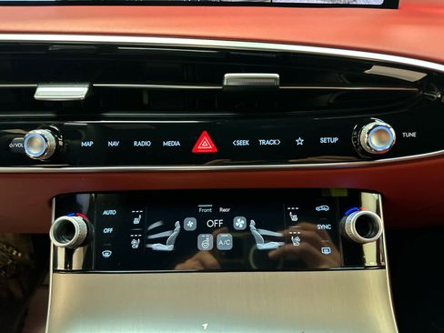 New 2026 Genesis GV70 3.5T Sport Advanced image 18