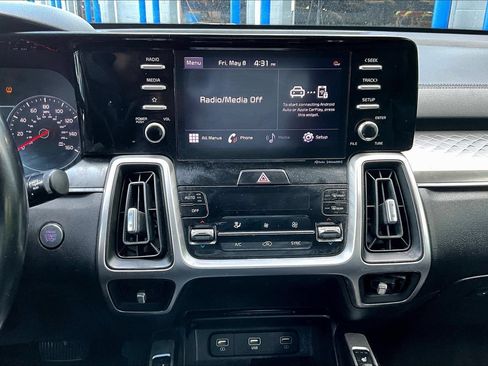 Used 2021 Kia Sorento S FWD image 18