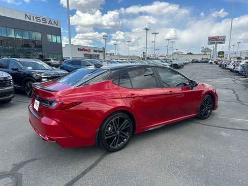Used 2025 Toyota Camry XSE FWD image 11