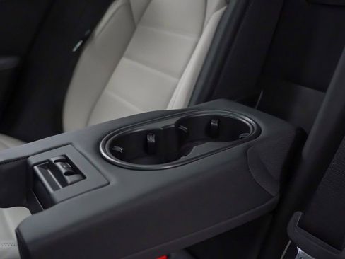 New 2026 Porsche Panamera 4 image 19