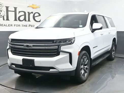 Used 2023 Chevrolet Suburban LT w/ LT Signature Plus Package AWD/4WD image 33