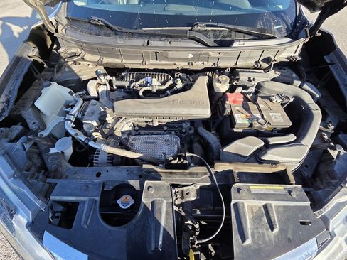 Used 2018 Nissan Rogue SL w/ Premium Package image 33