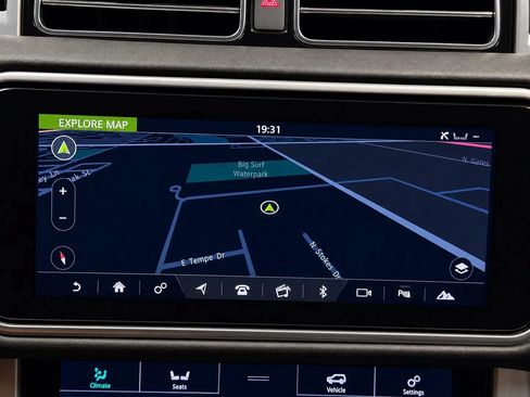 Used 2018 Land Rover Range Rover HSE AWD/4WD image 38