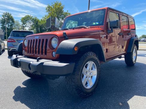 Used 2014 Jeep Wrangler Unlimited Sport w/ Quick Order Package 24S AWD/4WD image 7