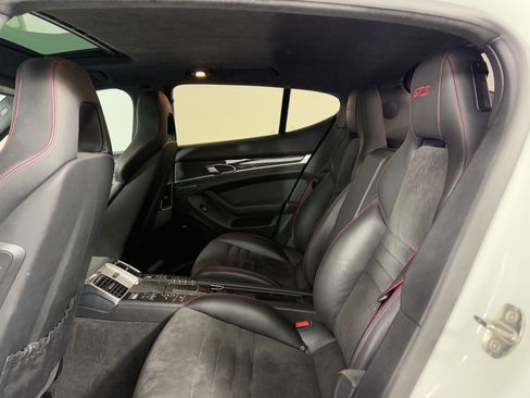 Used 2016 Porsche Panamera GTS image 19