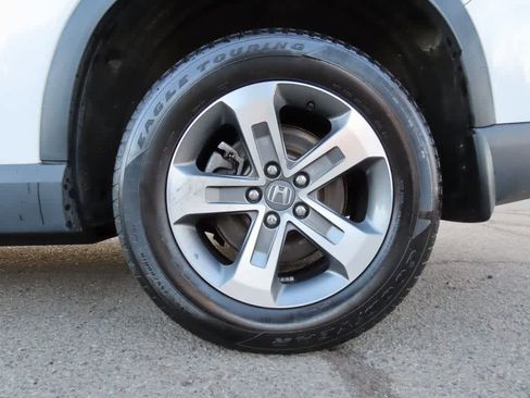 Certified 2024 Honda Pilot EX-L image 9