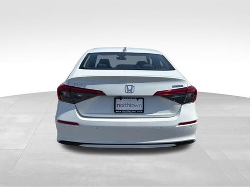 Used 2023 Honda Civic Touring image 7