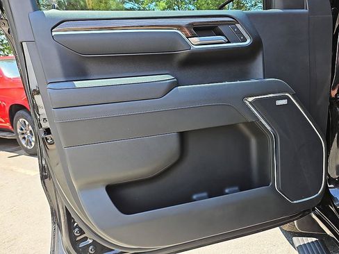 New 2026 Chevrolet Silverado 1500 RST w/ Convenience Package II AWD/4WD image 13