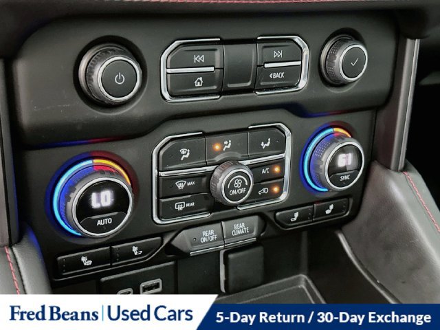 Used 2023 Chevrolet Suburban RST w/ Luxury Package AWD/4WD image 22