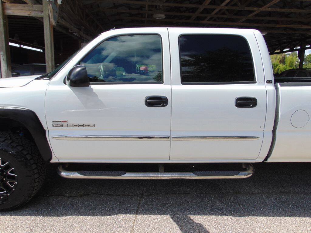 Used 2004 GMC Sierra 2500 SLT w/ Heavy-Duty Power Package AWD/4WD image 7