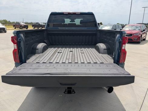 Used 2024 Chevrolet Silverado 2500 Custom w/ Custom Value Package AWD/4WD image 12