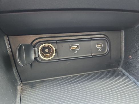 Used 2023 Kia Sportage LX FWD image 27