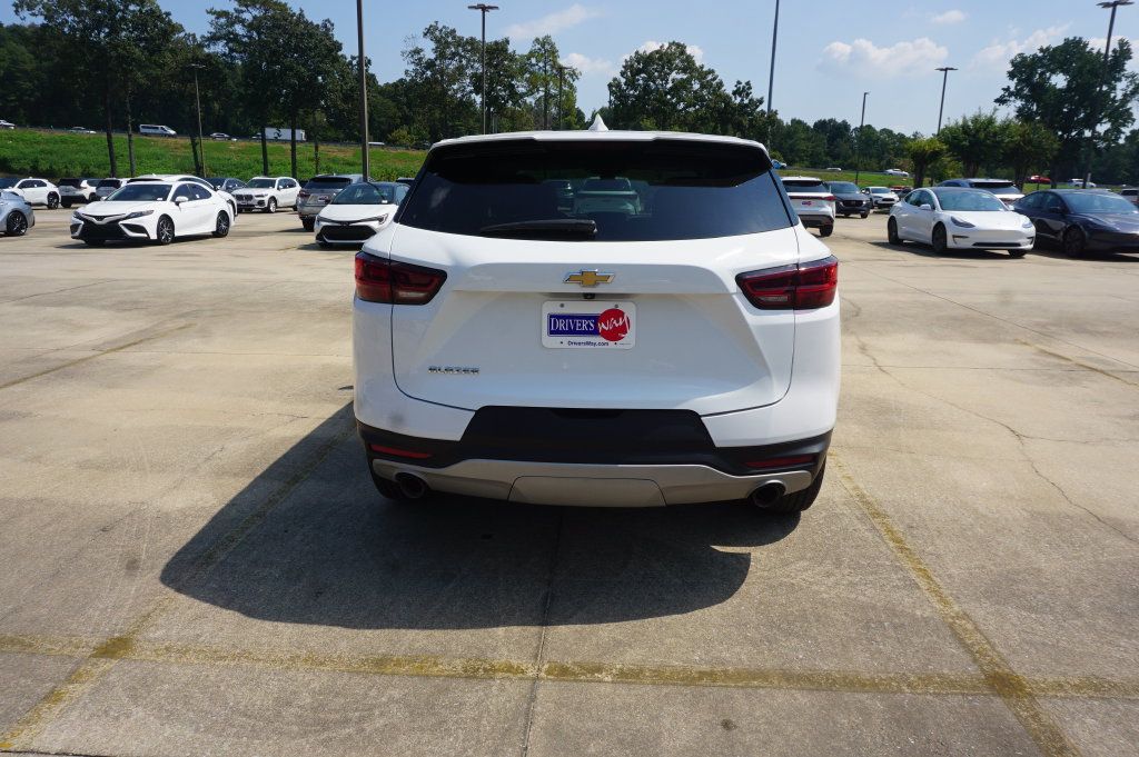 Used 2024 Chevrolet Blazer LT FWD image 22