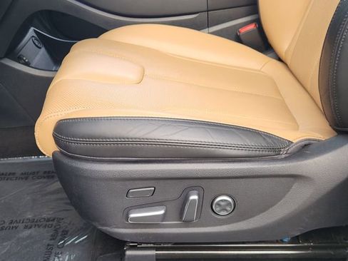 Certified 2023 Hyundai Santa Fe Calligraphy image 19